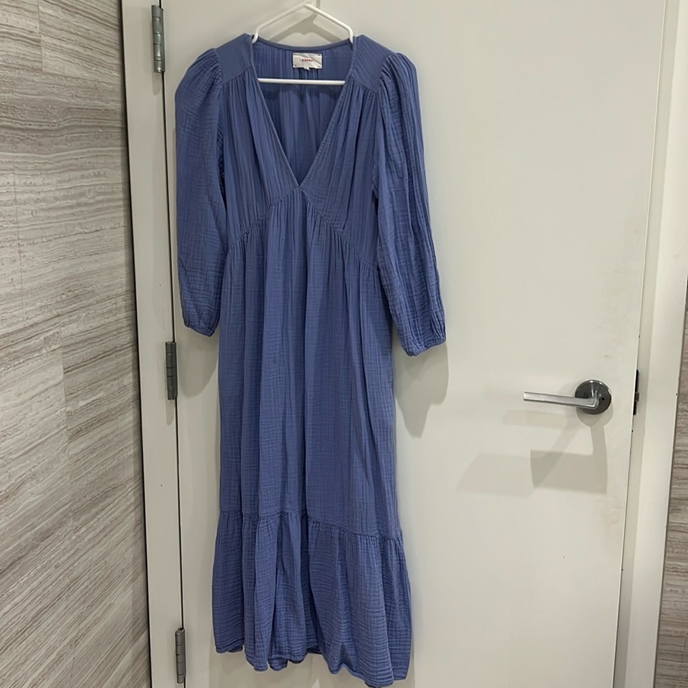Long sleeve cotton V-neck dress